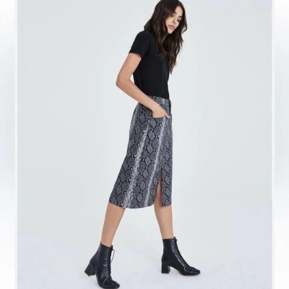 Anthropologie AG Denim Adriano Kory‎ Pencil Skirt Snakeskin “In Poison Lace”